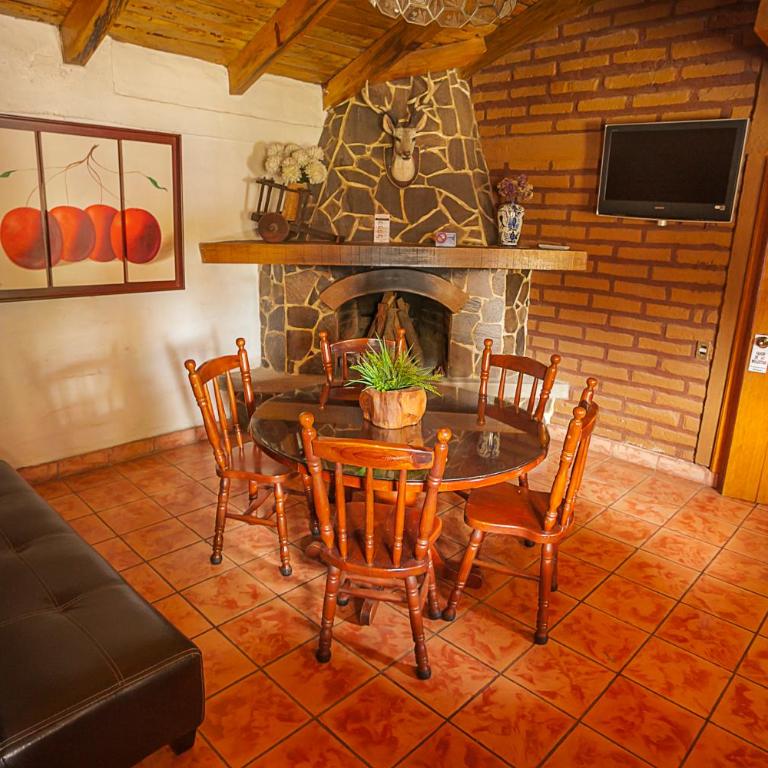 Htl & Villas Las Glorias Mazamitla, céntricas, parking, jardín - Casa de 2 dormitorios - 6