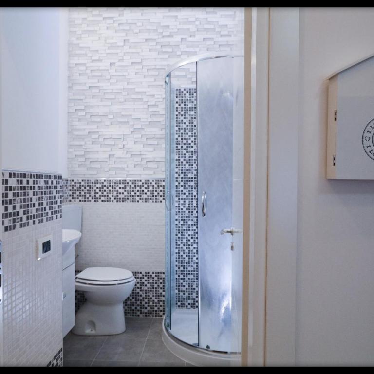 Zanzibar - Charming Rooms and Apartments - Camera Matrimoniale con Bagno Privato Esterno - 20