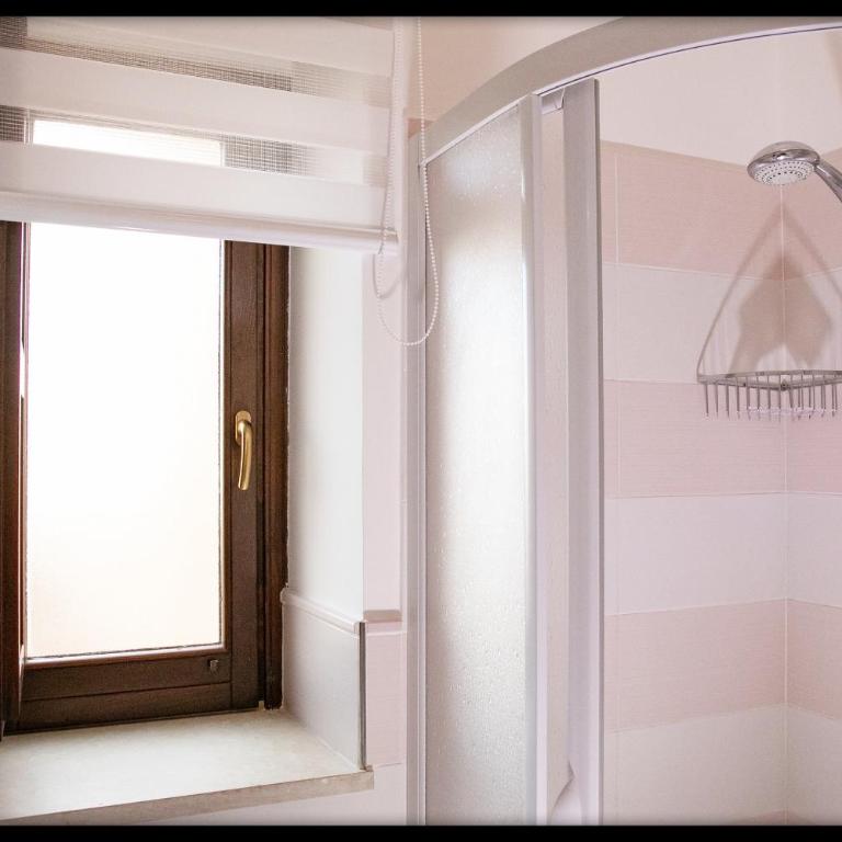 Zanzibar - Charming Rooms and Apartments - Camera Matrimoniale con Bagno Privato - 21