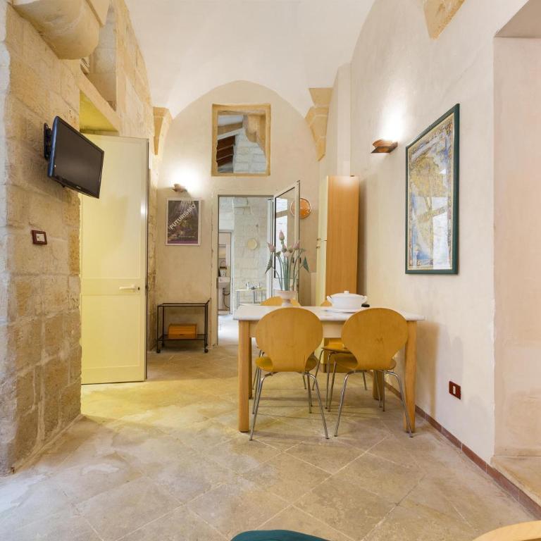 Appartamento Ai Fiorentini by BarbarHouse - Appartamento con 1 Camera da Letto - 2