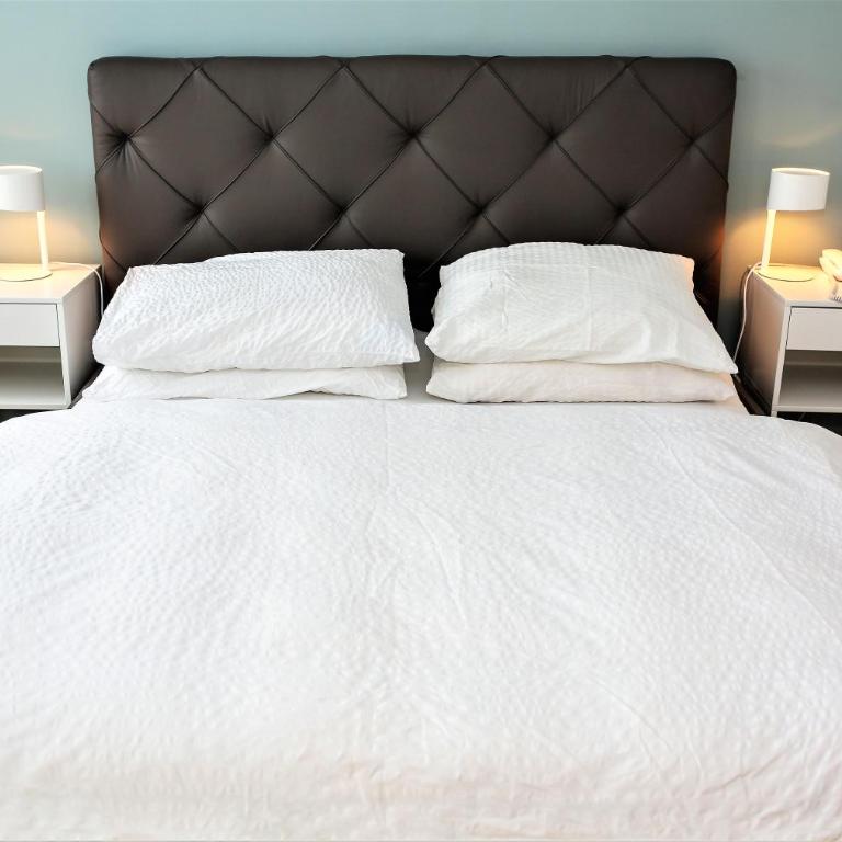 Hotel Sonnenhof - bed & breakfast & appartements - Standard Doppelzimmer mit Balkon - 11