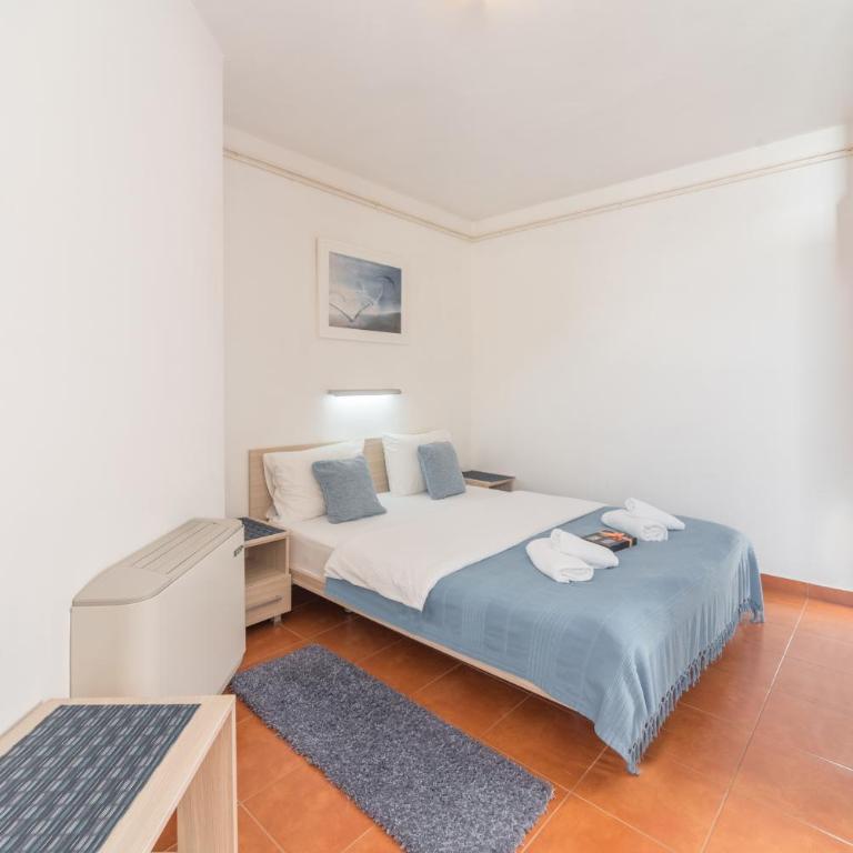 R club Apartments Old Town Budva - Apartman sa Terasom - 1