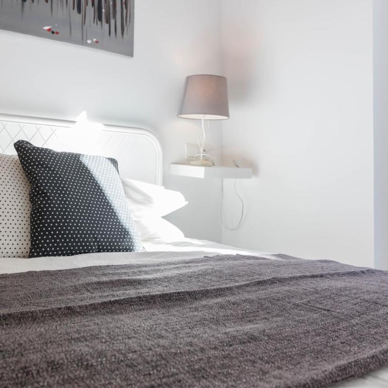 ALC - Mayor 25 - One-Bedroom Apartment - 5