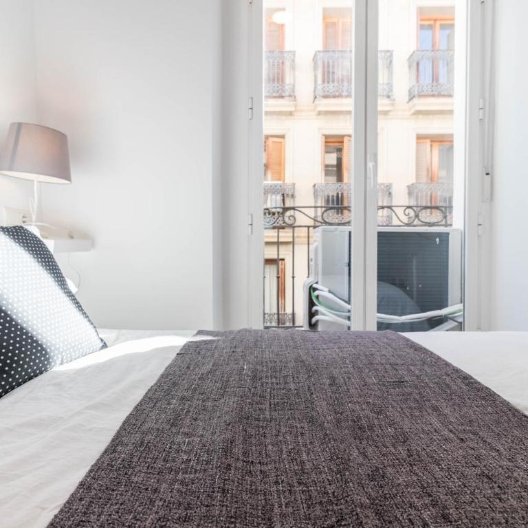 ALC - Mayor 25 - One-Bedroom Apartment - 10
