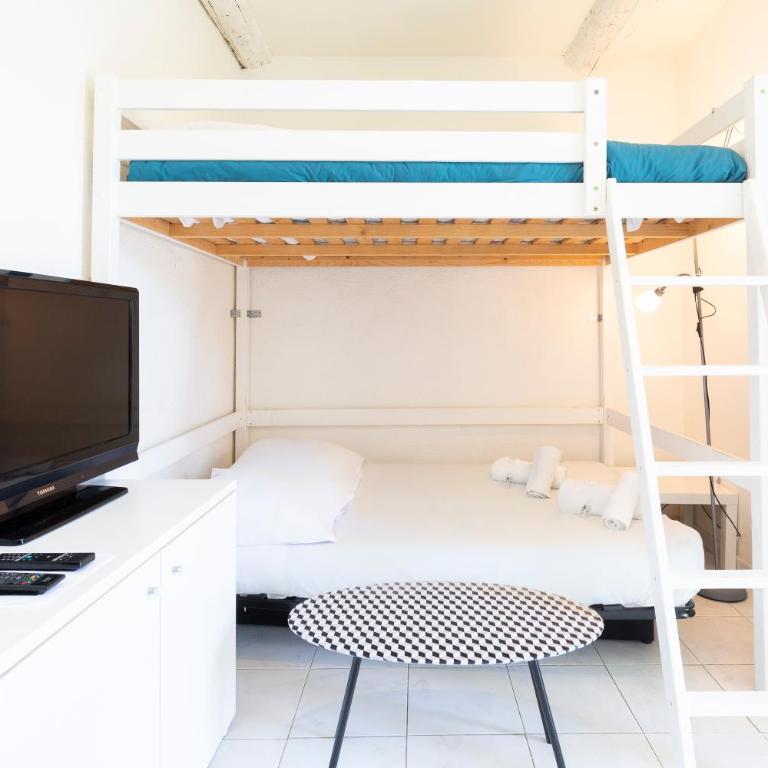 Chez Dominique - Studio 2-4pers centre Antibes Fourmilliere 1er - Studio - 3