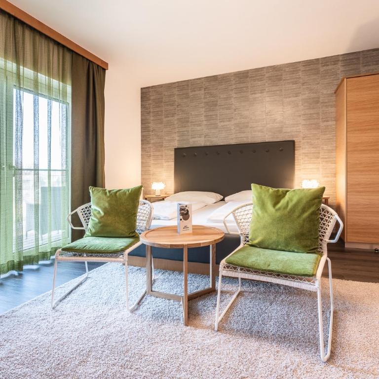 Hotel Birkenhof - Doppelzimmer mit Gartenblick - 3