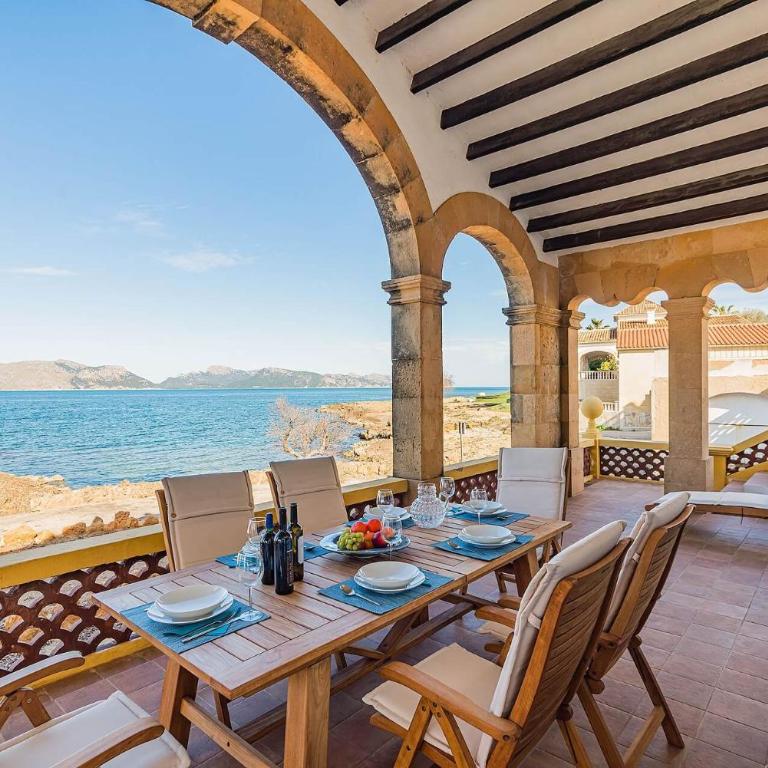 Beachfront Villa Es Clot by Sealand Villas - Villa con vistas al mar - 6