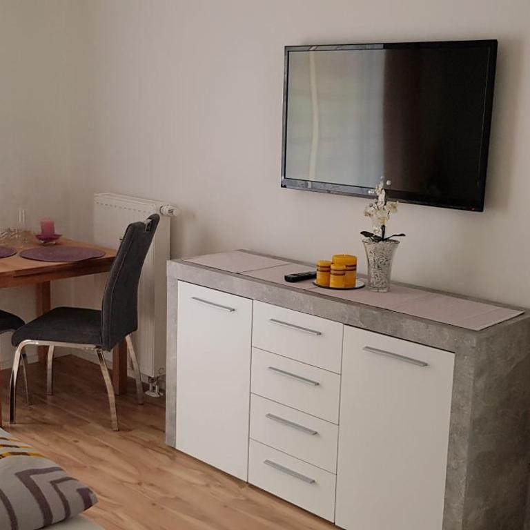 Alpe-Adria Apartment Chanel (Top 6 mit Garten) - Apartment mit 1 Schlafzimmer - 4