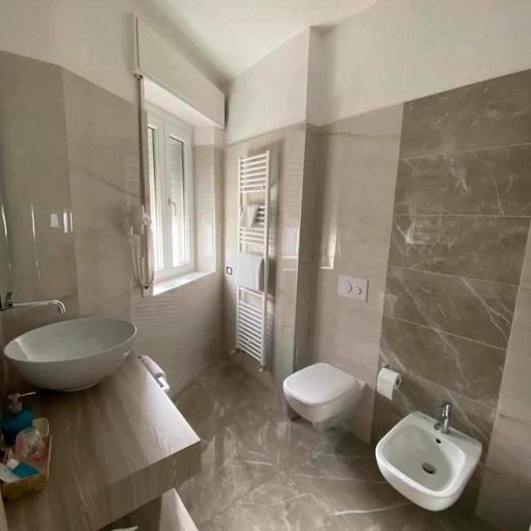 Hotel Victoria - Standard Double Room - 17