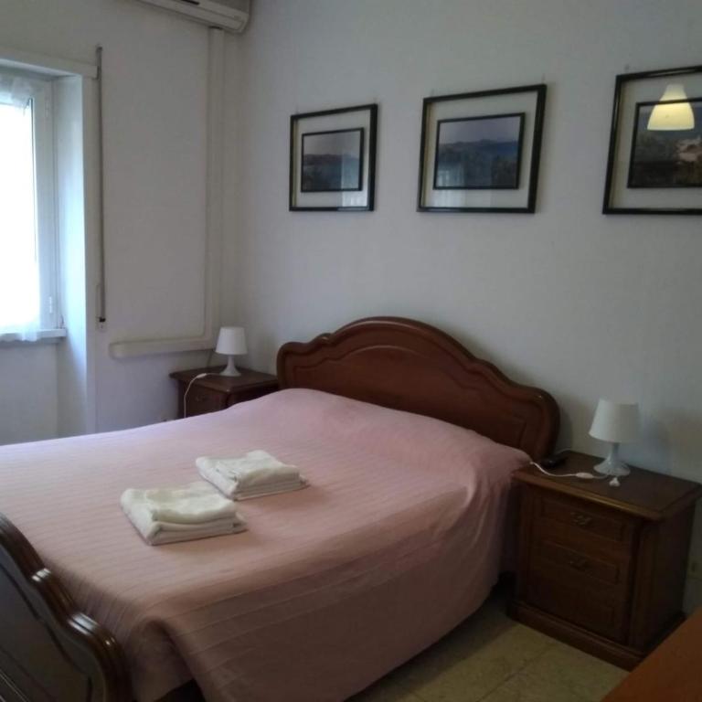 Next Stop Roma Affittacamere Casilino - Camera Matrimoniale con Bagno Privato - 1