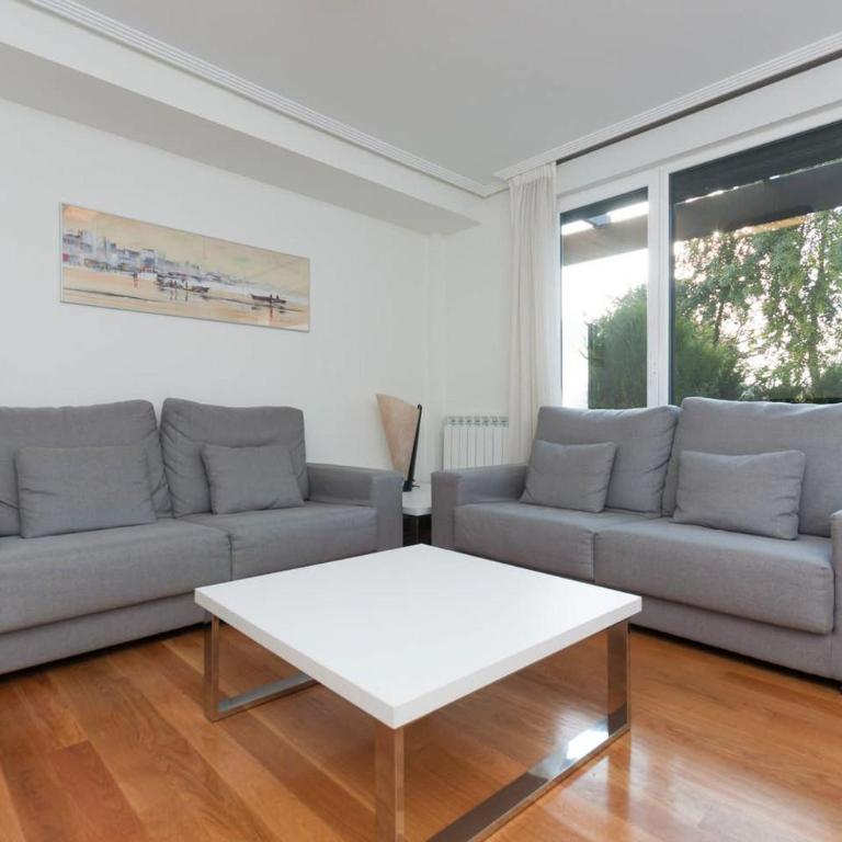 Ulia Apartments- Garden Boutique & 1 Free Parking Space - Apartamento - 2