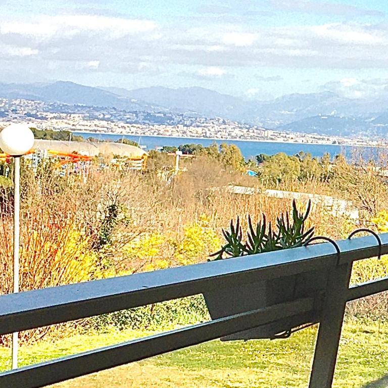ZenGarden Pool,3bedrooms,lit bébé Beach800m,box&wifi - Appartement 2 Chambres - 4