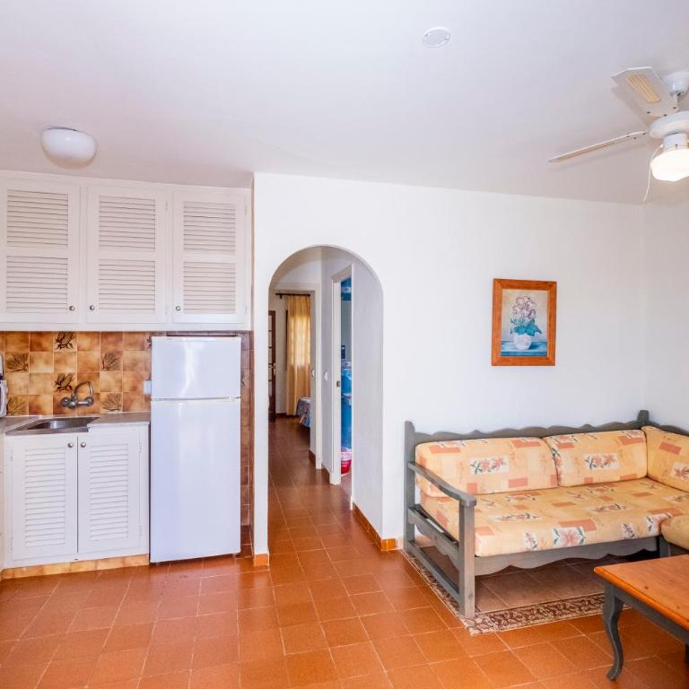 Apartamentos Son Bou Gardens By MENORCARENTALS - Apartamento de 2 dormitorios - 14