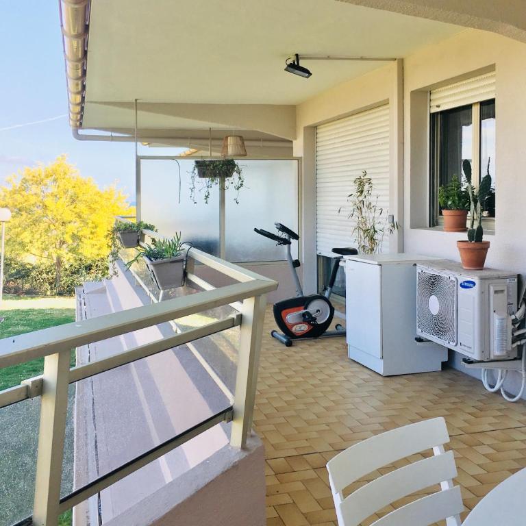 ZenGarden Pool,3bedrooms,lit bébé Beach800m,box&wifi - Appartement 2 Chambres - 34