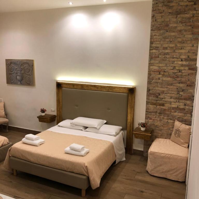 Art Atelier Accomodation Guest House - Camera Quadrupla Deluxe - 12