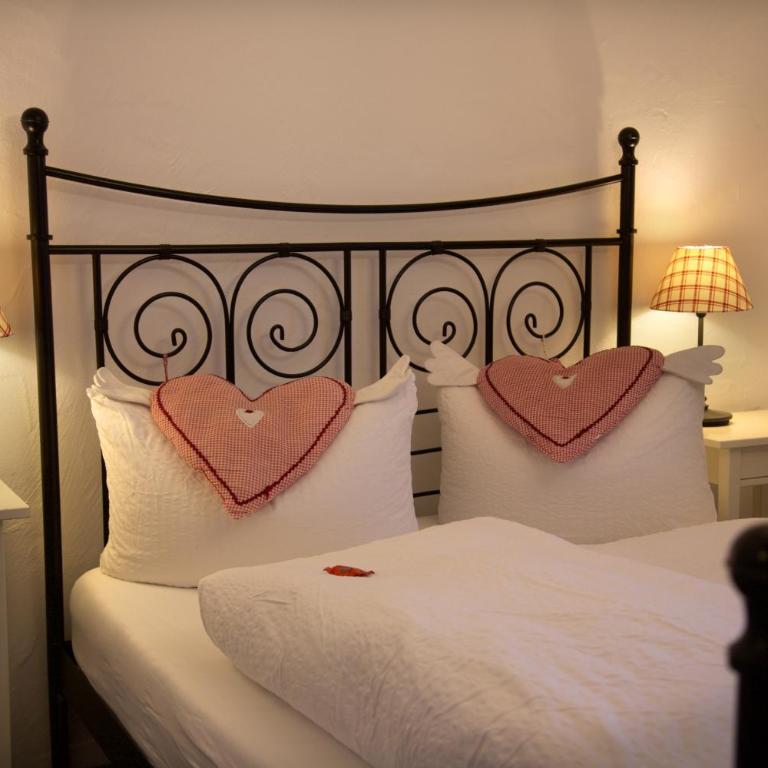 Landgasthof Zum Alten Reichenbach - Doppelzimmer mit Gemeinschaftsbad - 2