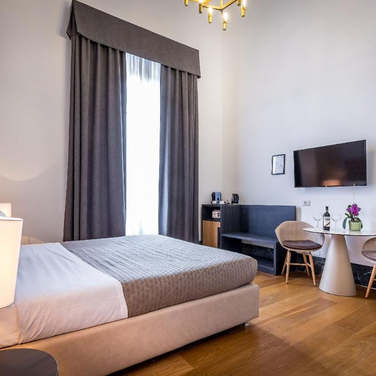 Residenza D'Epoca Al Numero 8 - Deluxe Double or Twin Room - 4