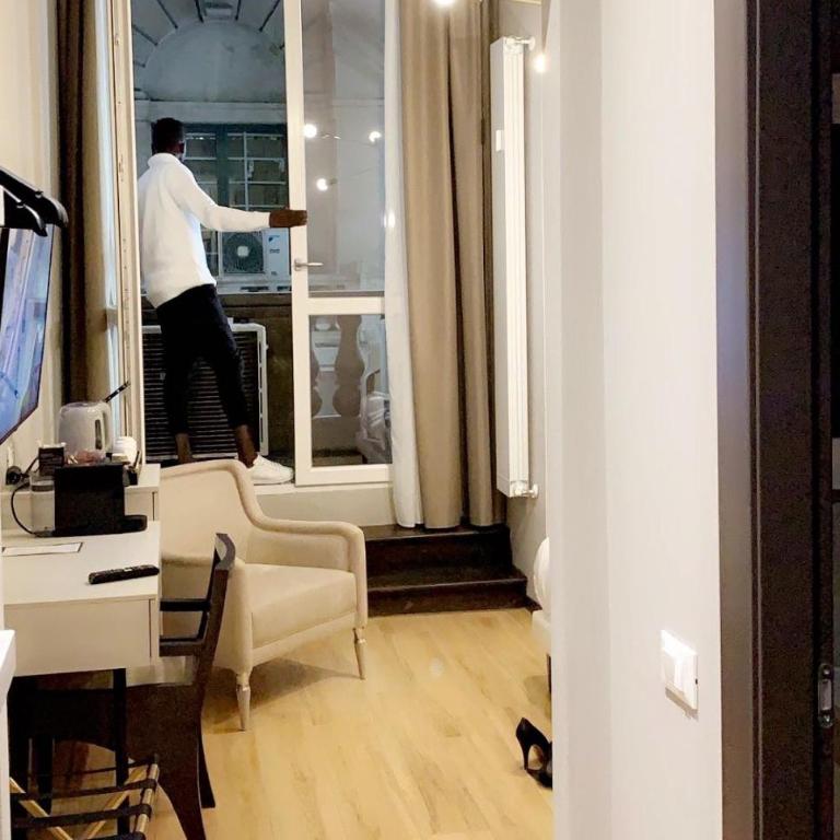 INTOMILAN Galleria Duomo I Boutique & Design Aparthotel - Superior Double or Twin Room - 8