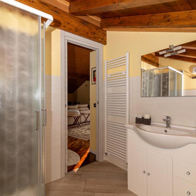 B&B-FORESTERIA Casa Della Musica Lake Como - Junior Suite con Balcone e Vista Lago - 12