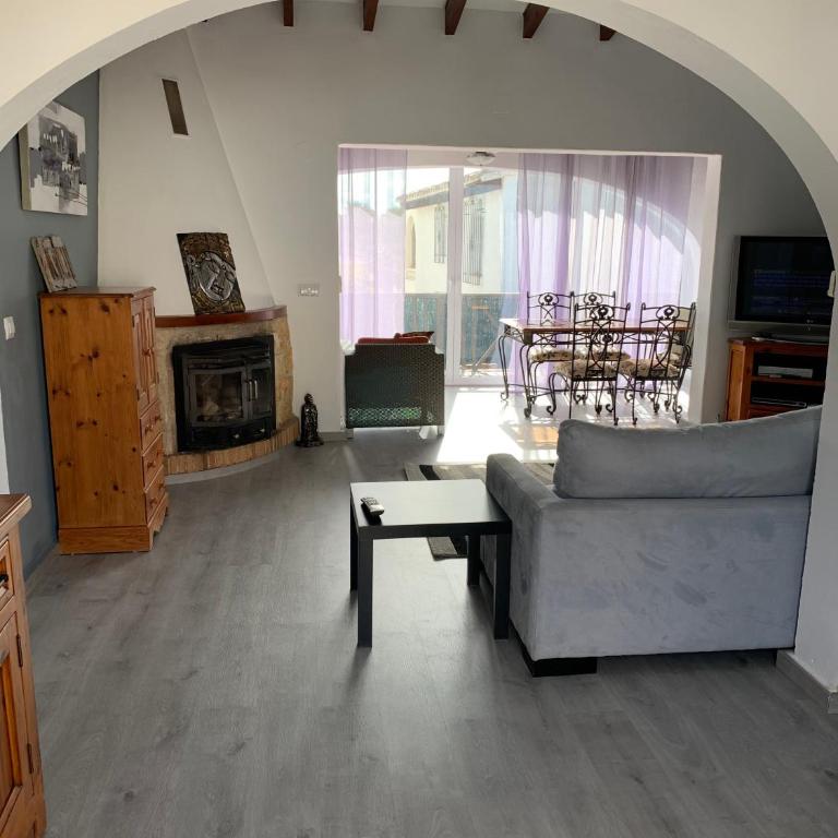 Ca Liberty - Two-Bedroom House - 2