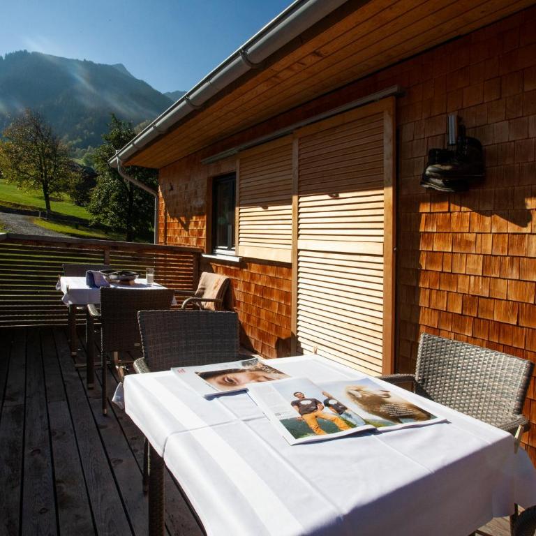 Chalet Resort Montafon I - Chalets & Chalet-Apartments - Apartment A mit 2 Schlafzimmern - 3