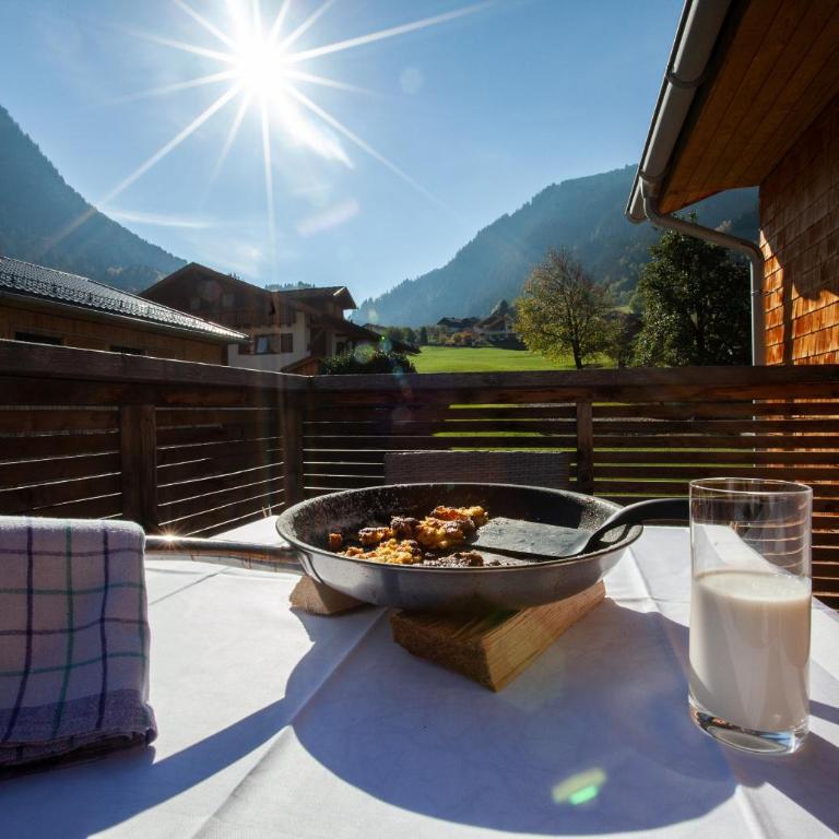 Chalet Resort Montafon I - Chalets & Chalet-Apartments - Apartment A mit 2 Schlafzimmern - 2