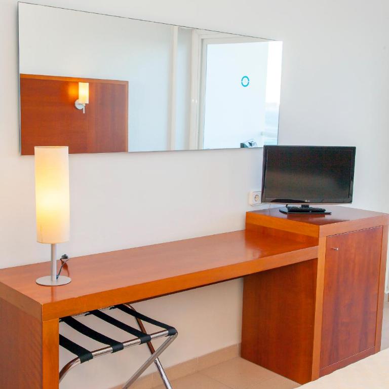 Hotel Ibiza Playa - Habitación Doble Superior con vistas al mar - 2 camas - 4