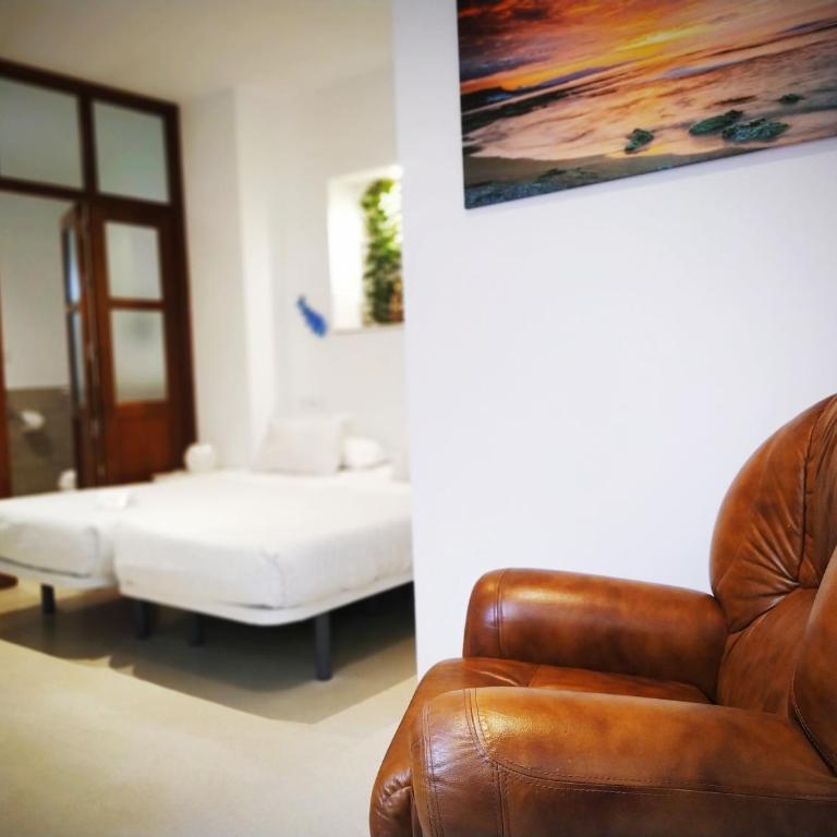 Hostal Casa Nautilus - Habitación Doble interior con baño privado - 2 camas - 5