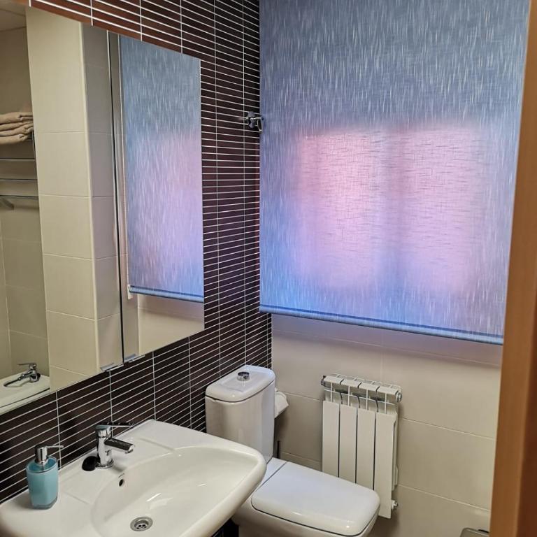 Apartamentos Hemar Granada - Apartment - 11