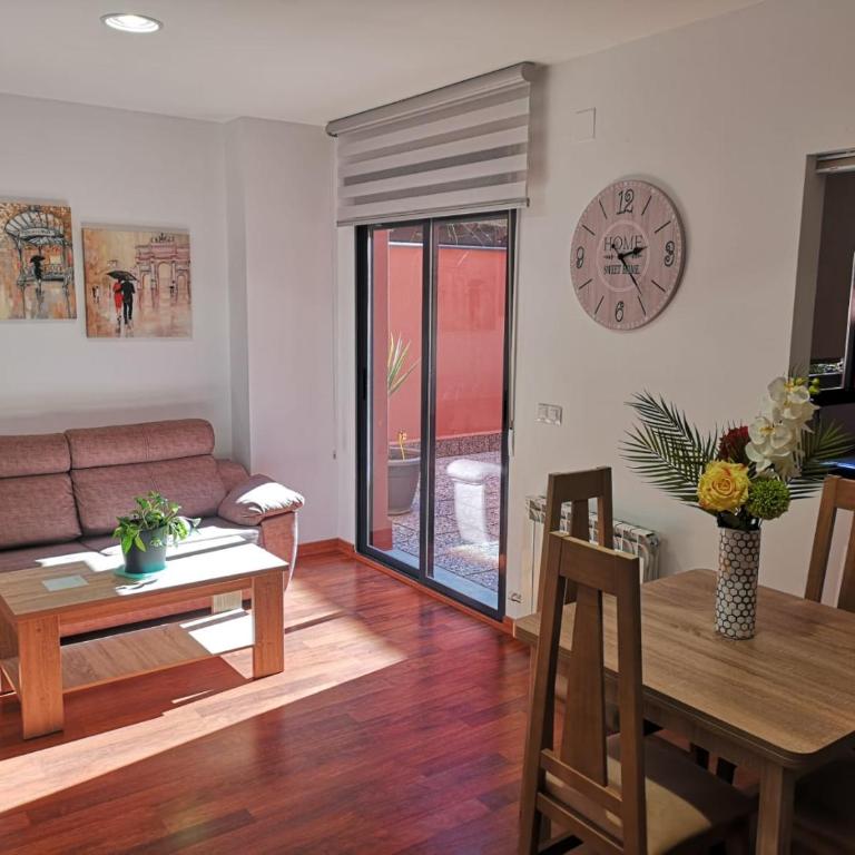 Apartamentos Hemar Granada - Apartment - 17