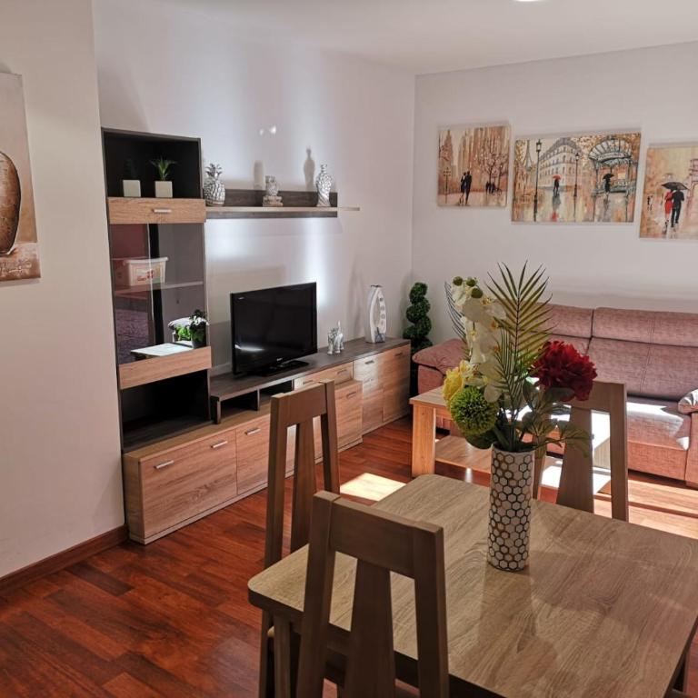 Apartamentos Hemar Granada - Apartment - 18