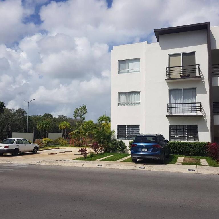 Playa Orquidea - Three-Bedroom Apartment - 2