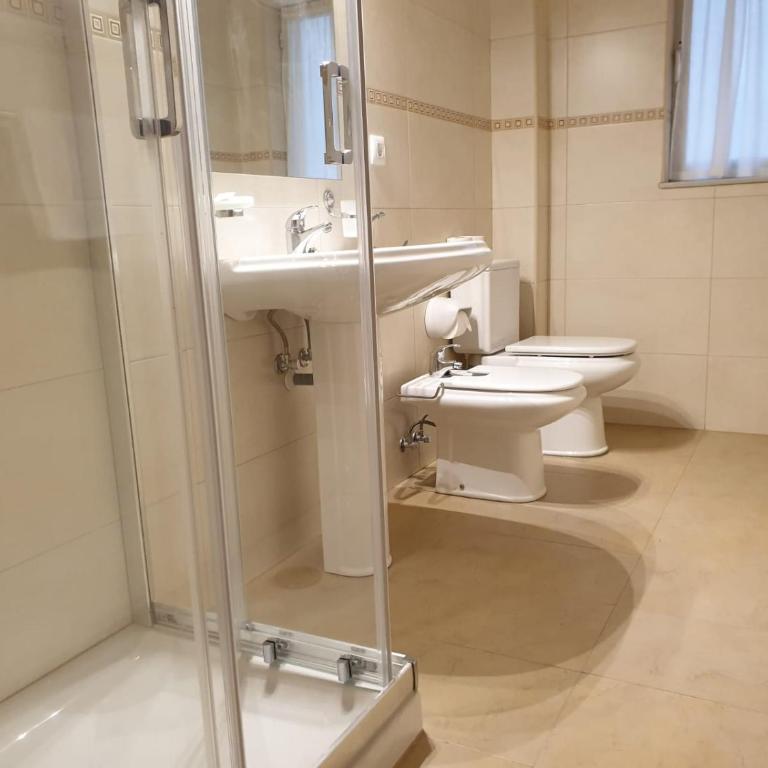 Raitán, apartamento centro de Llanes a 400 m de la playa VUT-2345-AS - Three-Bedroom Apartment - 16