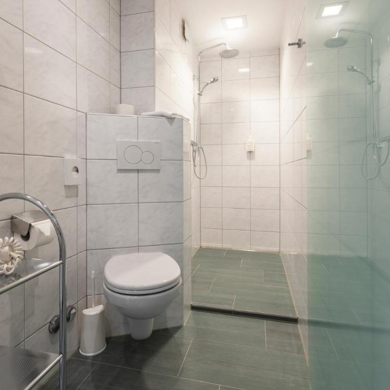 Hotel Schönegg - Deluxe Doppelzimmer mit Balkon - 1