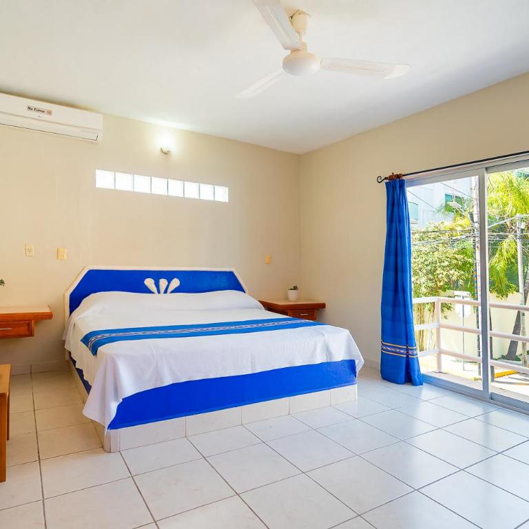 Hotel Yumkiin - Cerca Del Ferry y Terminal ADO - Standard King Room - 9