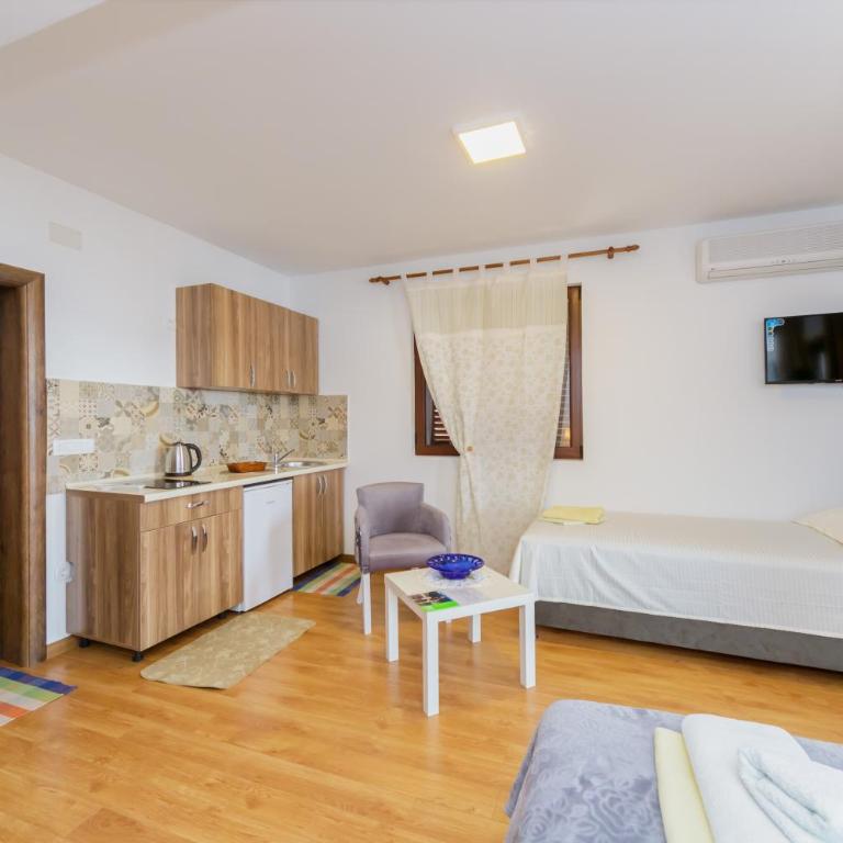 Vila Fortuna - Superior Studio - 2