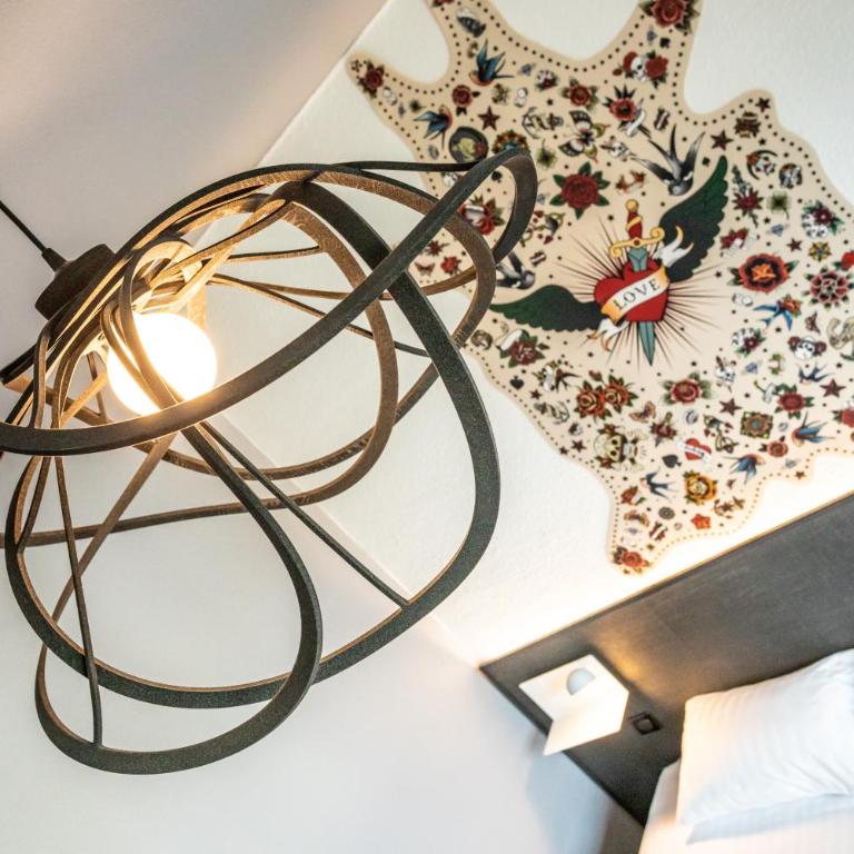 Hôtel The Originals City Le Berry - proche centre-ville - Gare - Chambre Triple Confort - 3