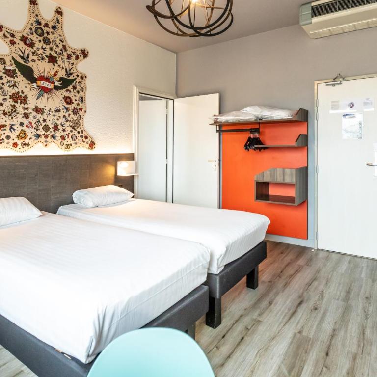 Hôtel The Originals City Le Berry - proche centre-ville - Gare - Chambre Familiale (4 Adultes) - 2