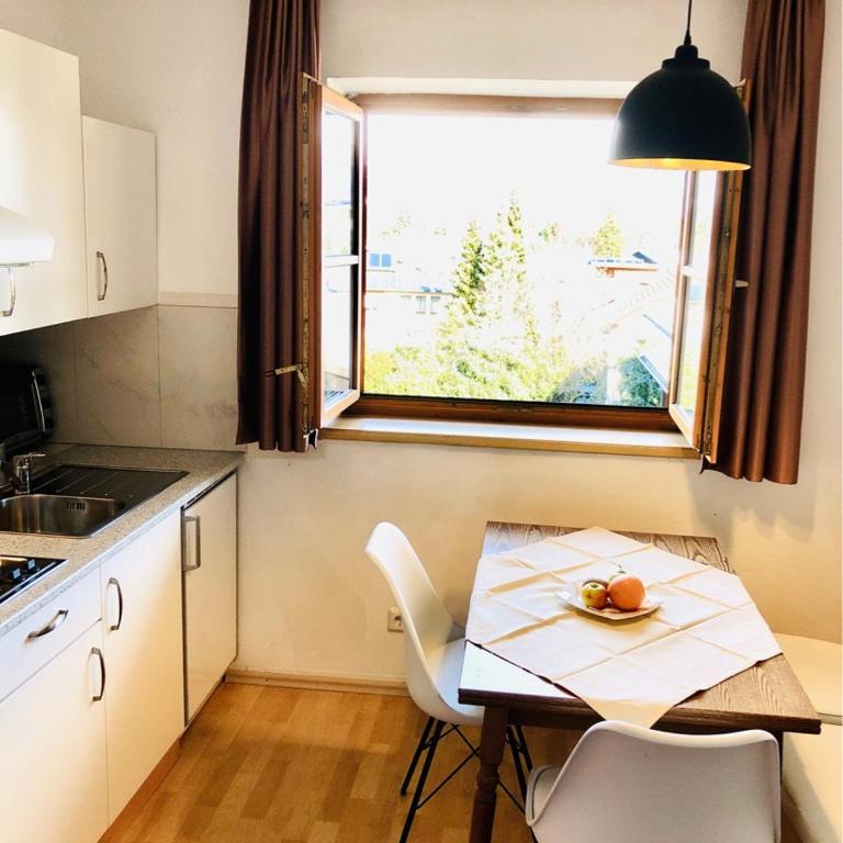 Hotel Sonnenhof - bed & breakfast & appartements - Apartment mit Balkon - 15
