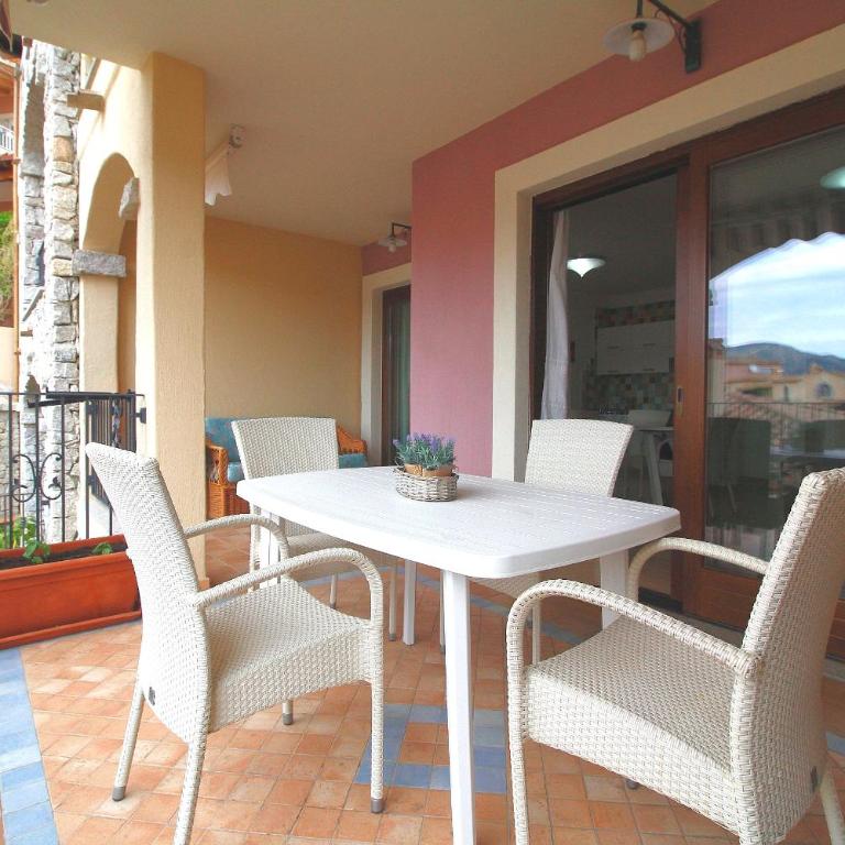 Sa Mirada Apartments - Two-Bedroom Apartment with Terrace - Split Level - 23