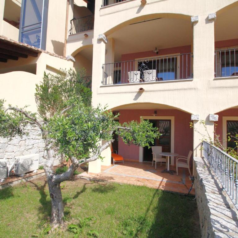 Sa Mirada Apartments - Two-Bedroom Apartment with Terrace - Split Level - 28