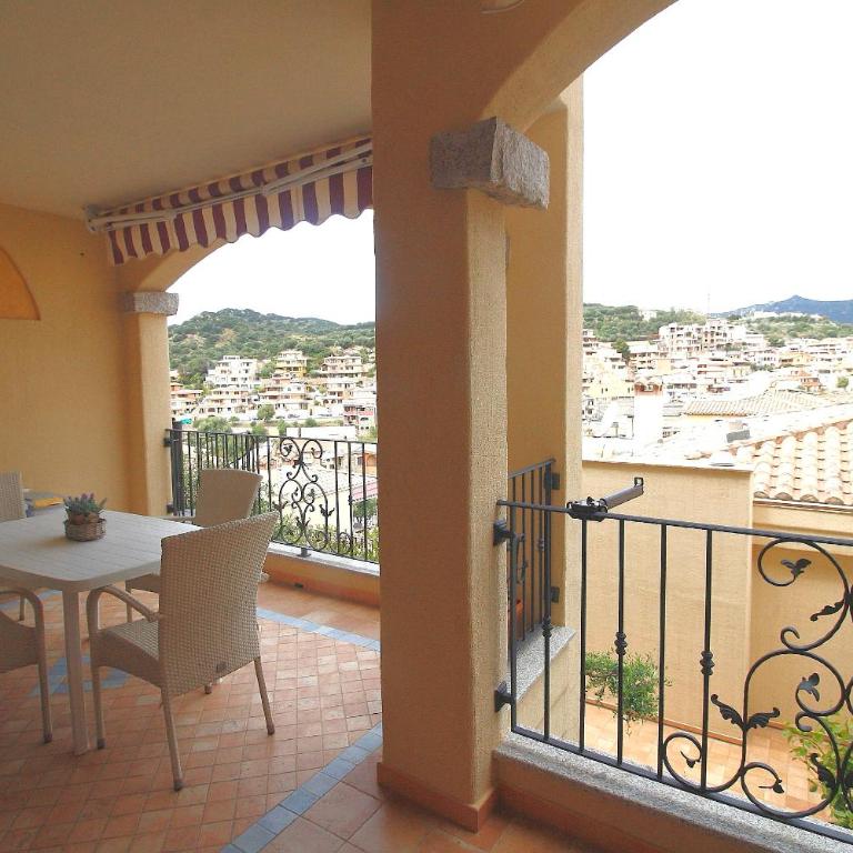 Sa Mirada Apartments - Two-Bedroom Apartment with Terrace - Split Level - 18