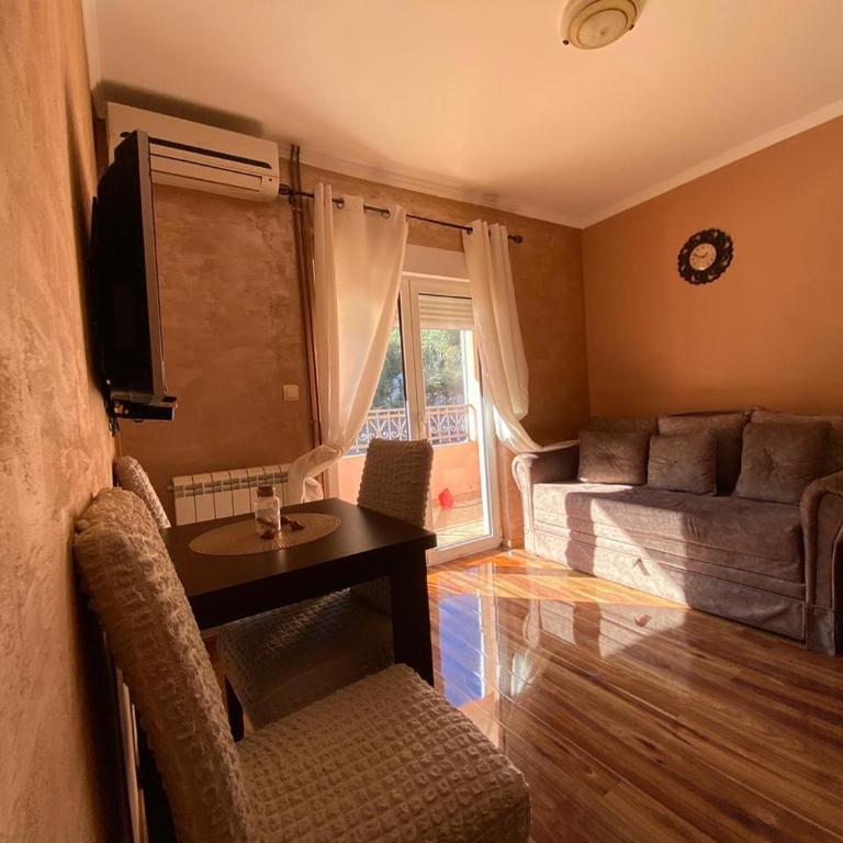 Pejovic Residence Budva - Apartman sa Pogledom na Planinu - 9