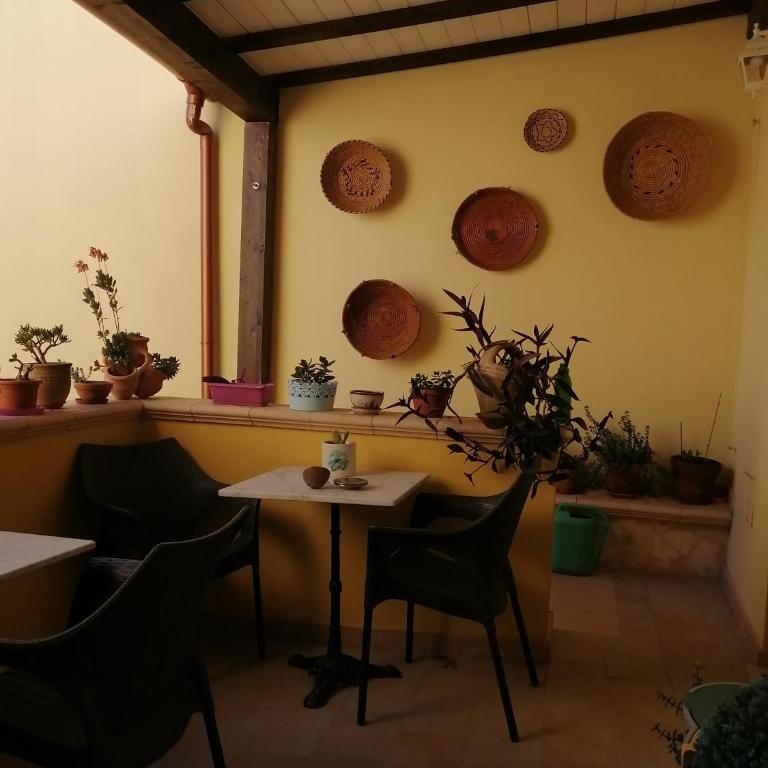 Villamereu - Camera Matrimoniale Deluxe (2 Adulti + 1 Bambino) - 4