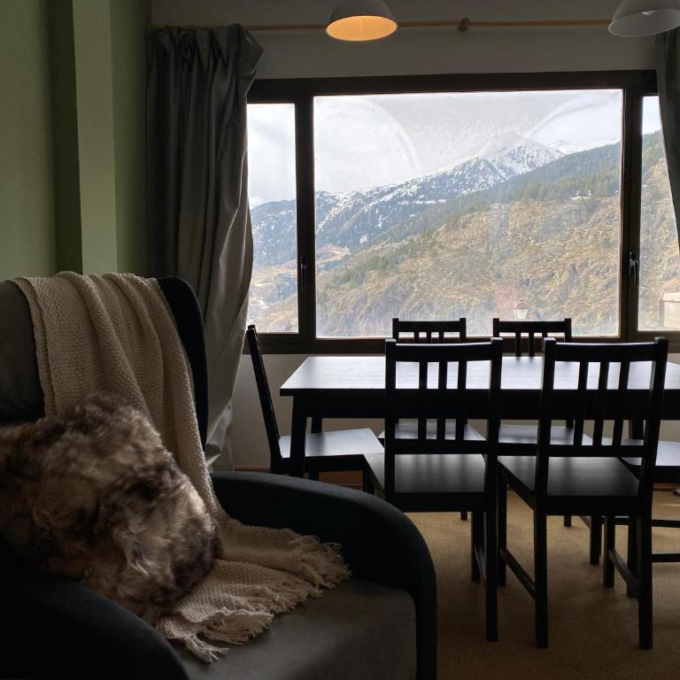 Apartamento en Soldeu a pie de pistas, wifi y parquin - Two-Bedroom Apartment - 11