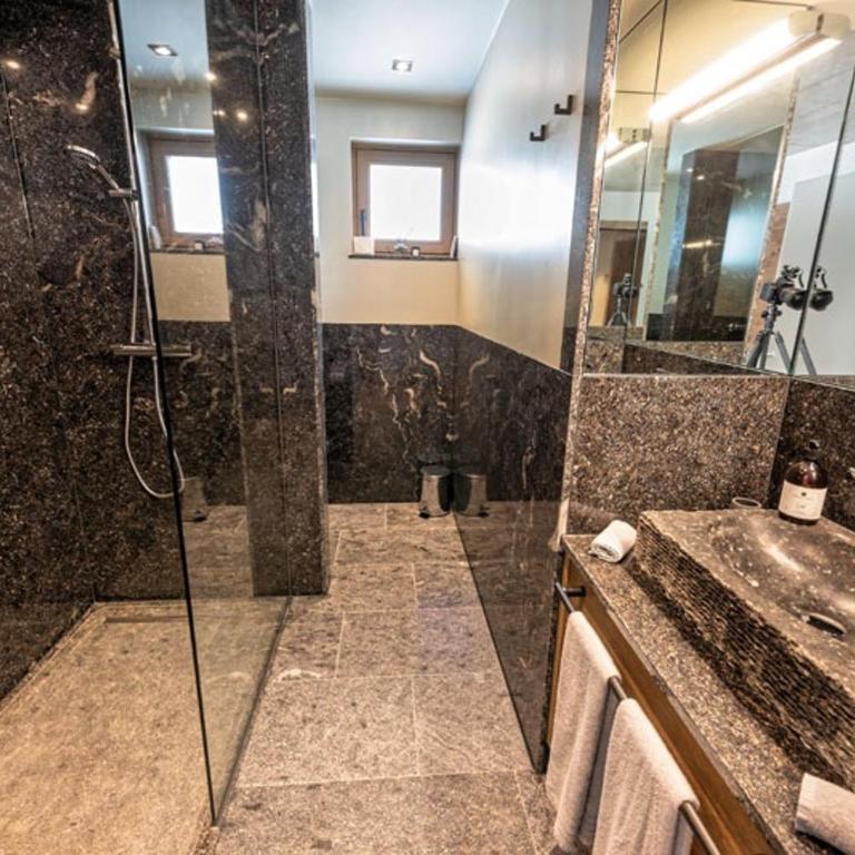 Skilodge Oberlech - Deluxe Doppelzimmer - 1