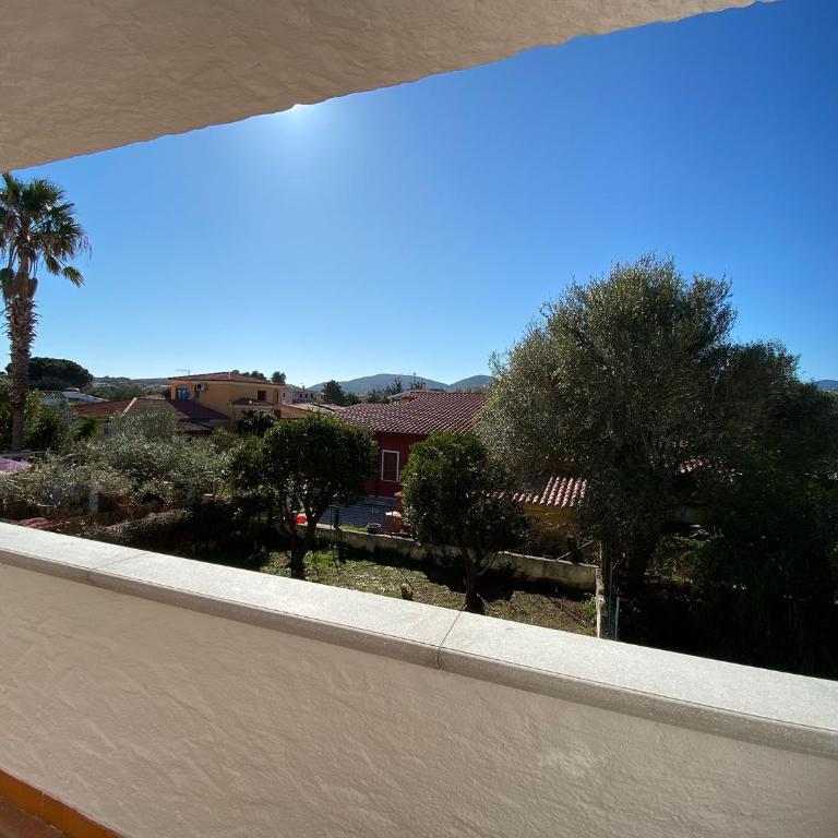 Appartamento Residenziale Trilocale 4 posti letto via Loiri - Two-Bedroom House - 13