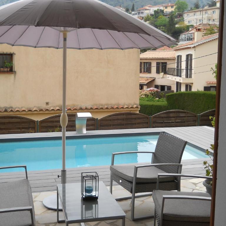 STUDIO INDEPENDANT LA TURBIE - Studio - Vue sur Piscine - 4