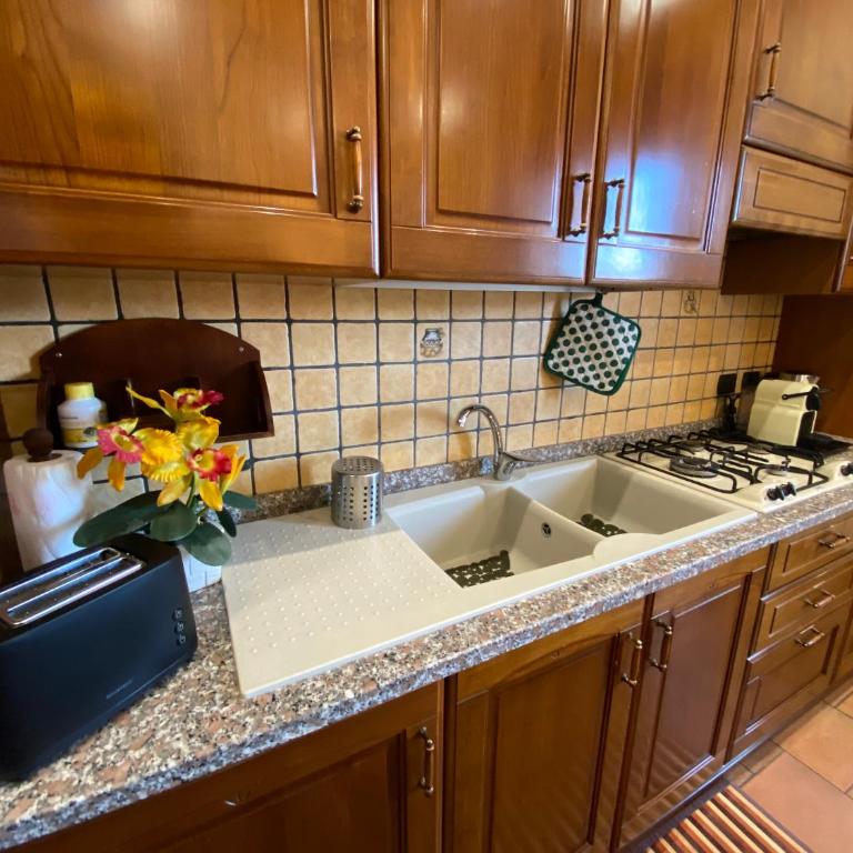 Pini di Roma-New and cozy apt in Rome city center- Metro A "Re di Roma" - Appartamento con 2 Camere da Letto - 28