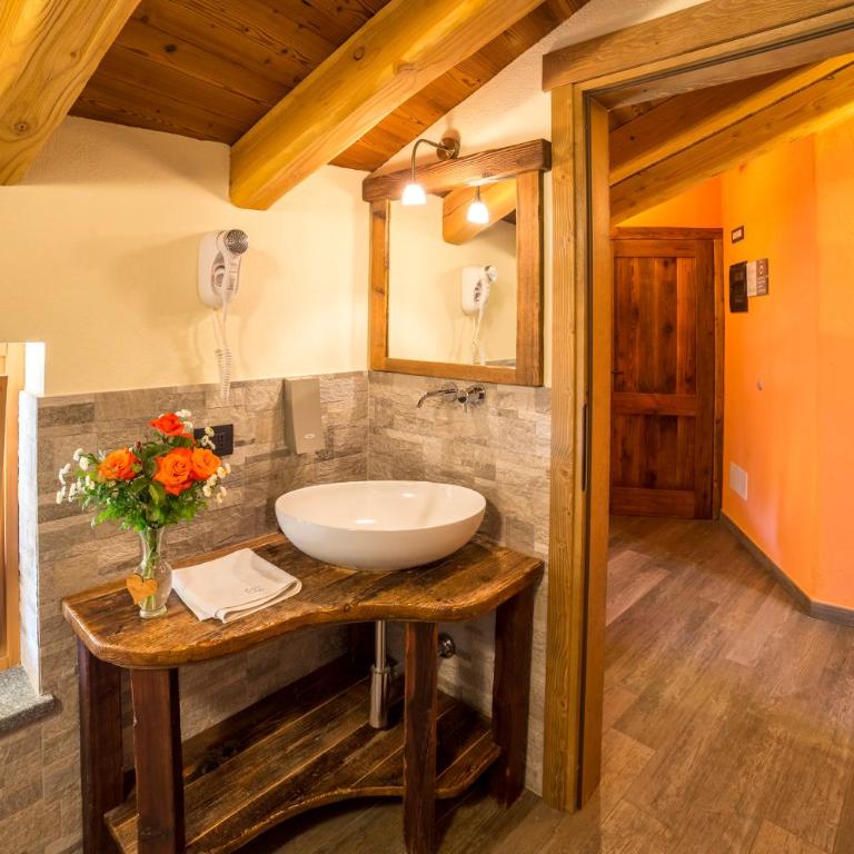 Relais du Paradis Chambres d'Hôtes - Junior Suite con Sauna - 3
